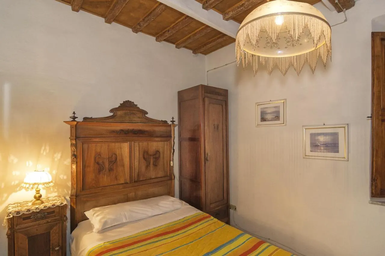 B&B Due Borghi Pisa Bed & Breakfast