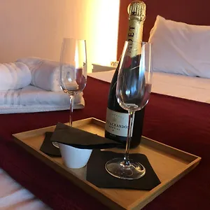 Bed & Breakfast Martina Classic & Luxury